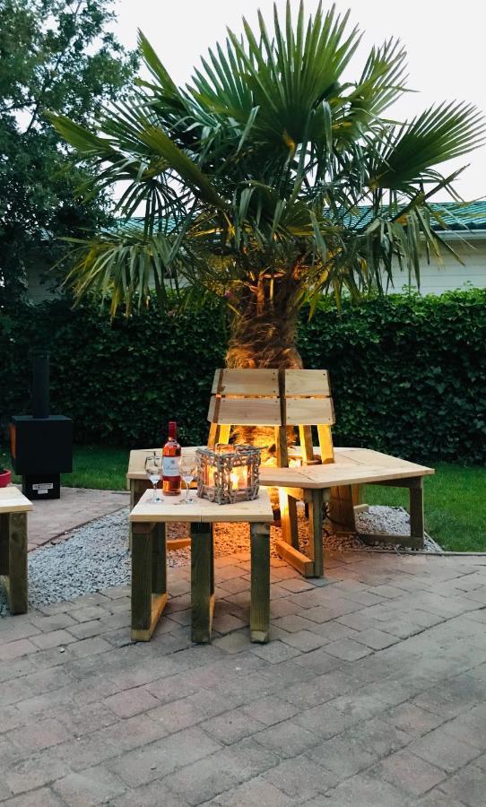 De Corner Van Zeeland Met Jacuzzi Sint Annaland Ngoại thất bức ảnh