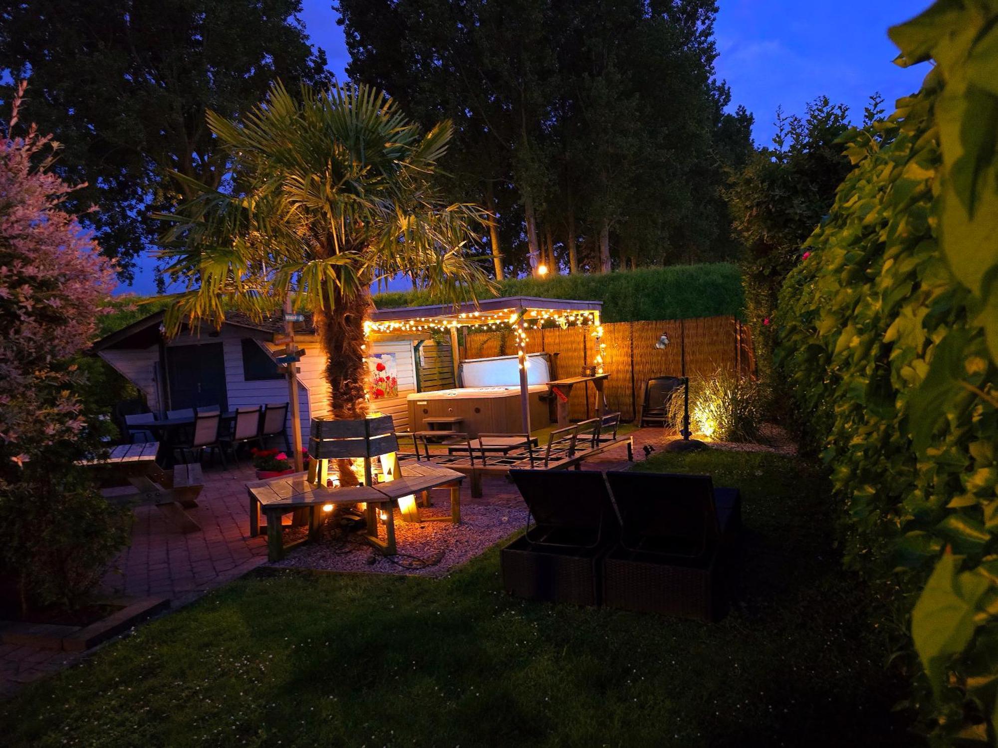 De Corner Van Zeeland Met Jacuzzi Sint Annaland Ngoại thất bức ảnh
