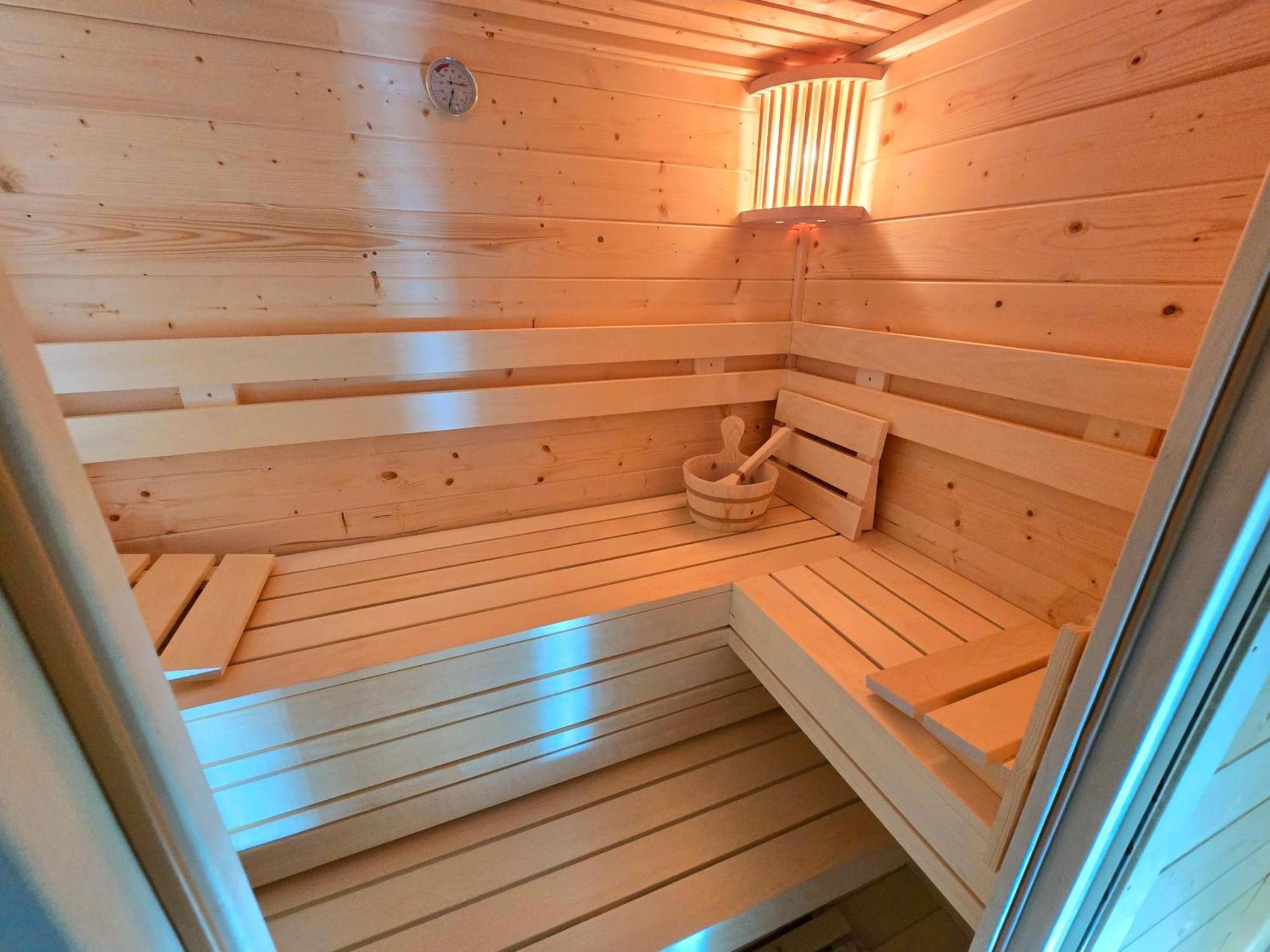 De Corner Van Zeeland Met Jacuzzi Sint Annaland Ngoại thất bức ảnh